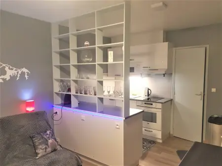 T2 avec cabine, parking et casier à skis à Bolquère : photo 7
