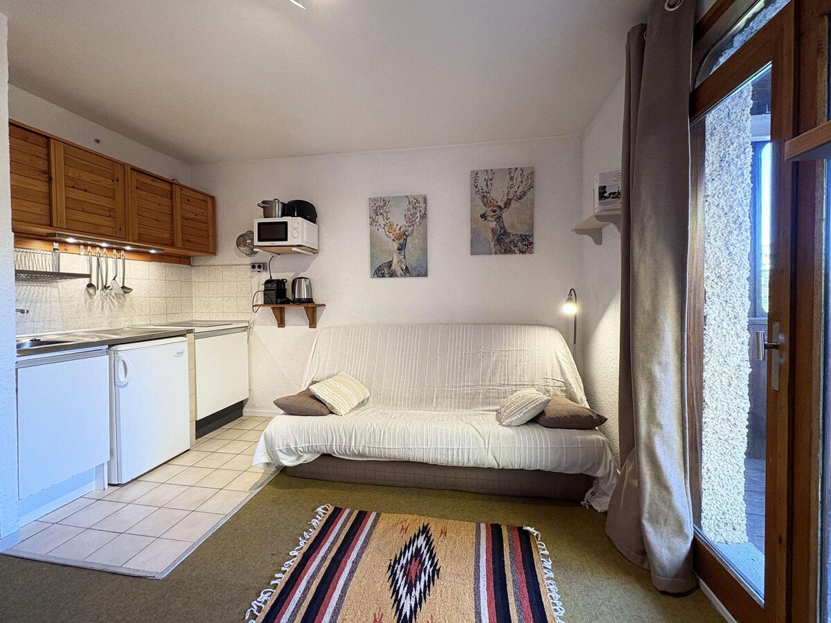 Studio 4 pers. aux Orres, départ skis aux pieds - Photo 2