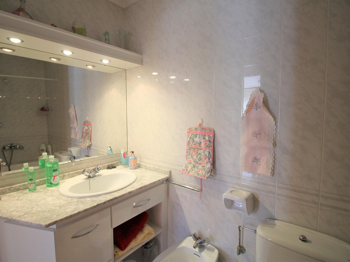 Appartement lumineux face chapelle - 200 m plage - Photo 17