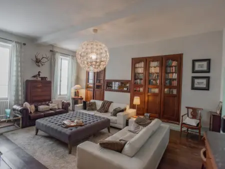 Maison au bord de la rivière à Bonnes, 10 pers., accès canoë : photo 3