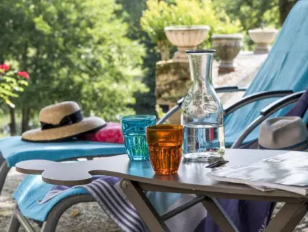 Maison au bord de la rivière à Bonnes, 10 pers., accès canoë : photo 8