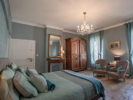 Maison au bord de la rivière à Bonnes, 10 pers., accès canoë : photo 11