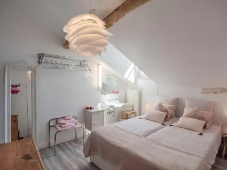 Maison au bord de la rivière à Bonnes, 10 pers., accès canoë : photo 35