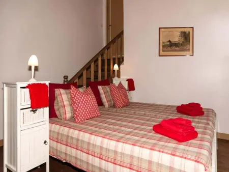Maison au bord de la rivière à Bonnes, 10 pers., accès canoë : photo 59