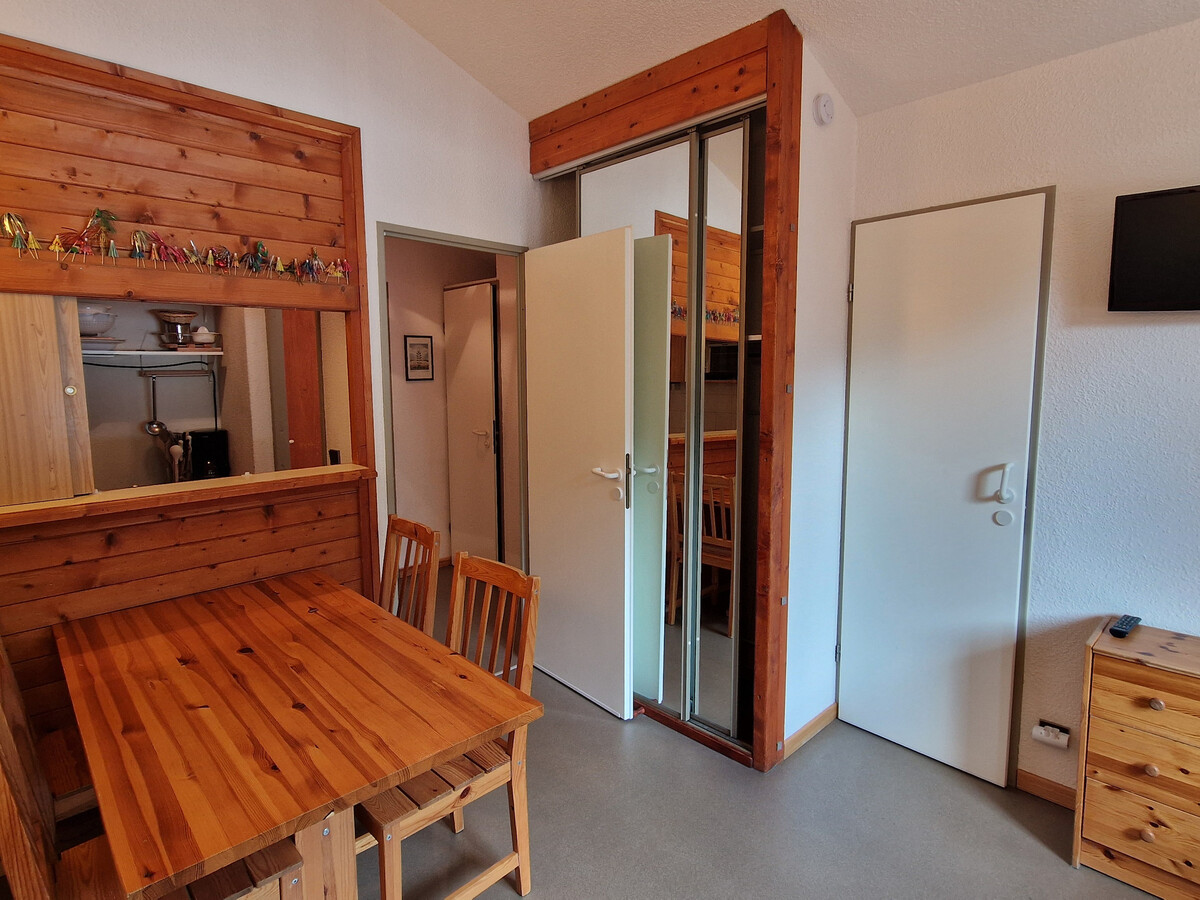 Studio cabine 4 pers Valfréjus, 50m télécabine - Photo 3