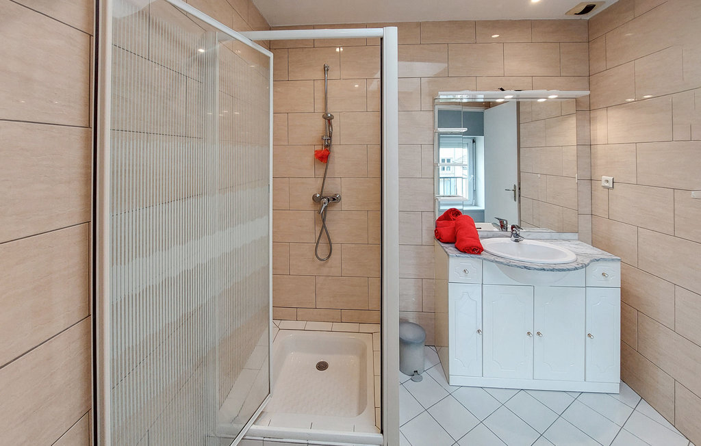 Appartement 5 pers. avec mezzanine à Usson-en-Forez - Photo 10