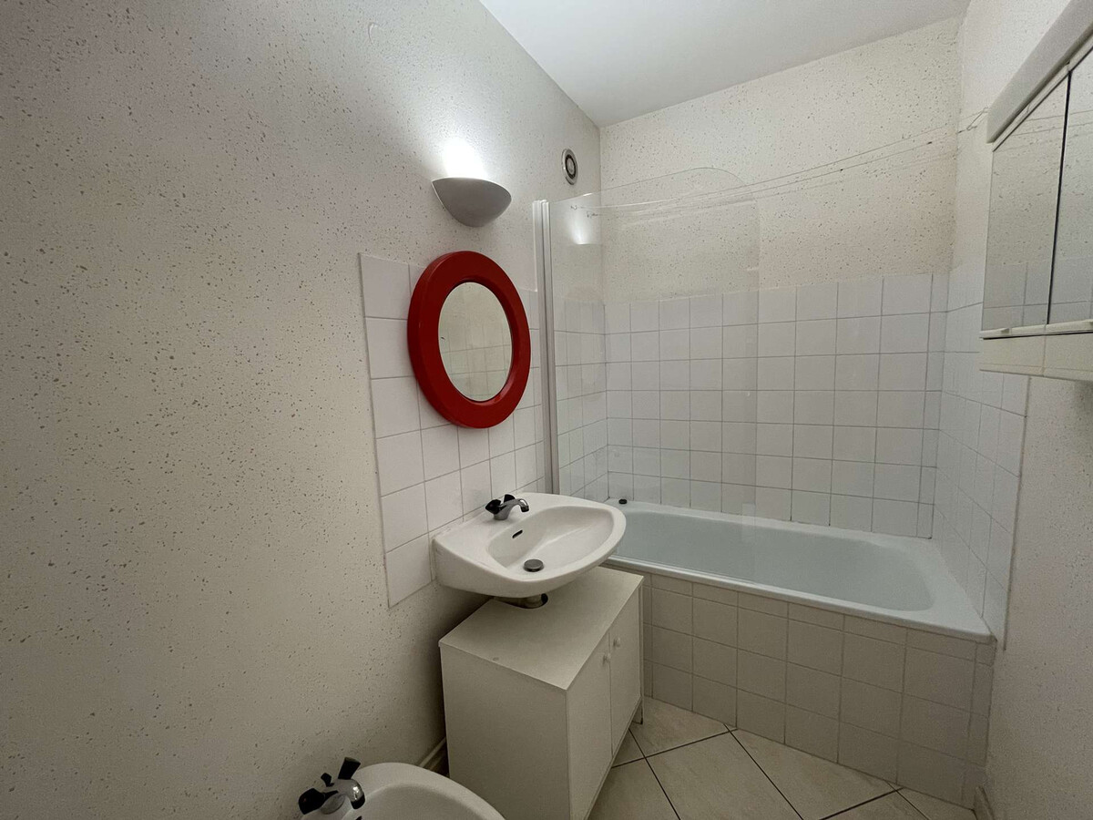 Studio Saint-Jean-de-Monts, balcon fermé mer et parking - Photo 12