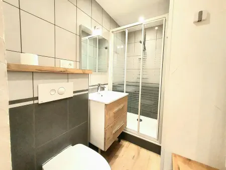 Studio-cabine 4 pers, balcon sud, pieds des pistes : photo 13