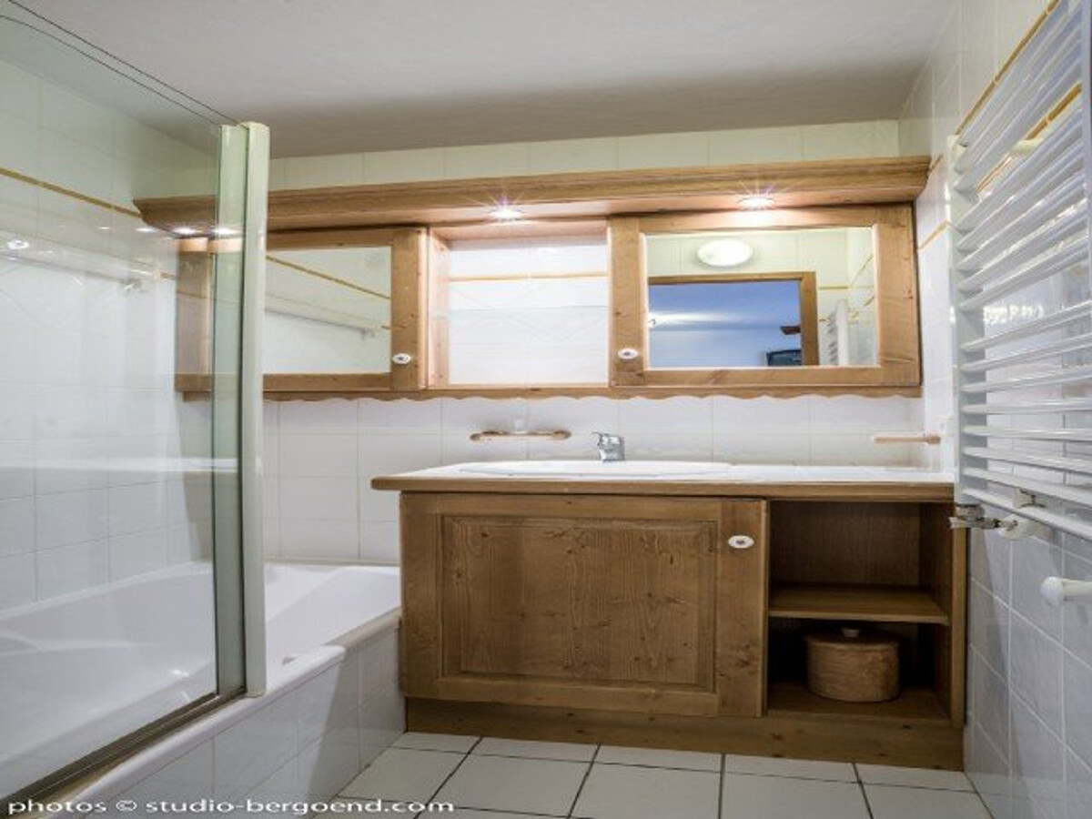 Appartement 4 pers. aux Arcs 1800 avec balcon vue piste - Photo 4