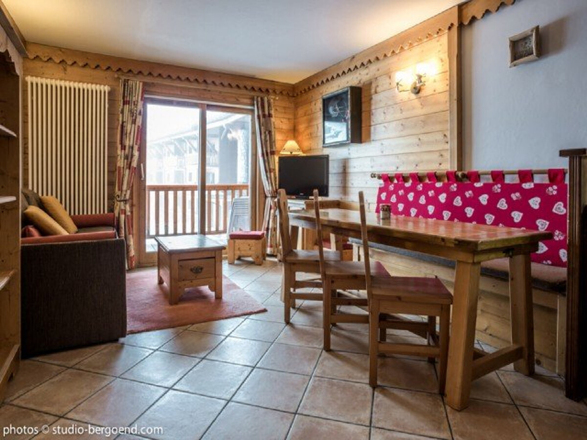 Appartement 4 pièces, balcon sud, piscine chauffée à Arc 1800 - Photo 3