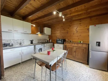 Gîte avec étang privé et 2 hectares à Châtel-Montagne : photo 4