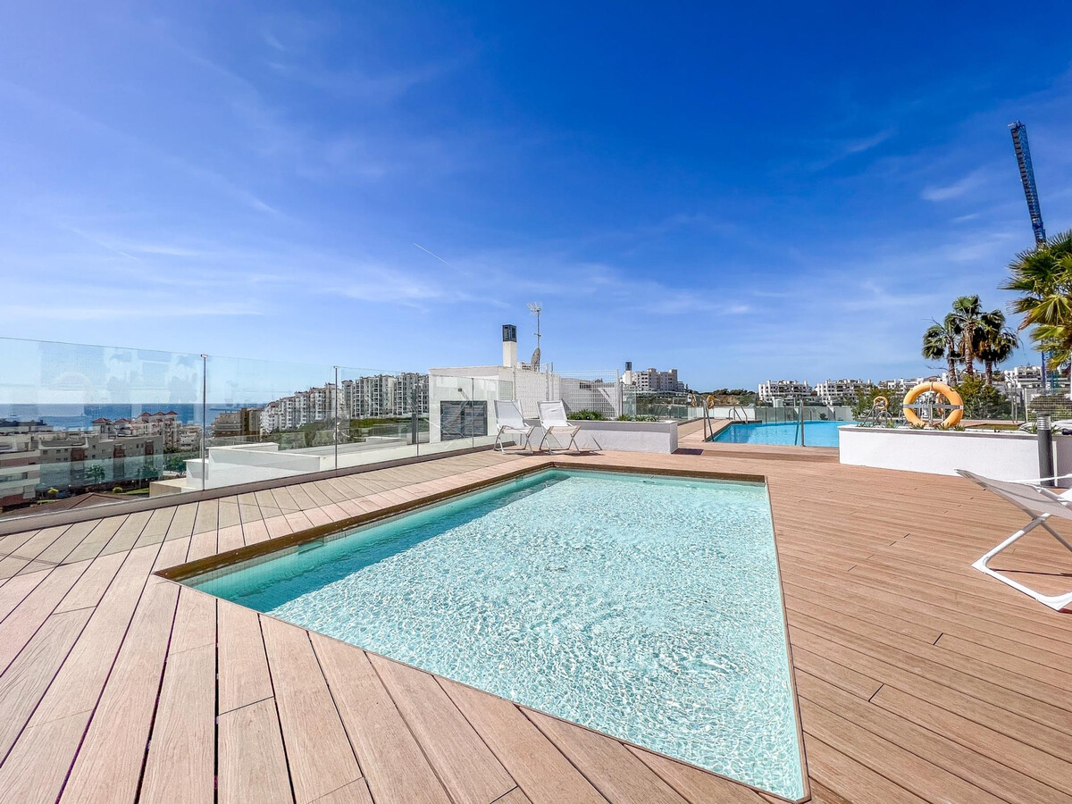 Appartement 3 chambres, terrasse et piscine 20m à Estepona - Photo 3