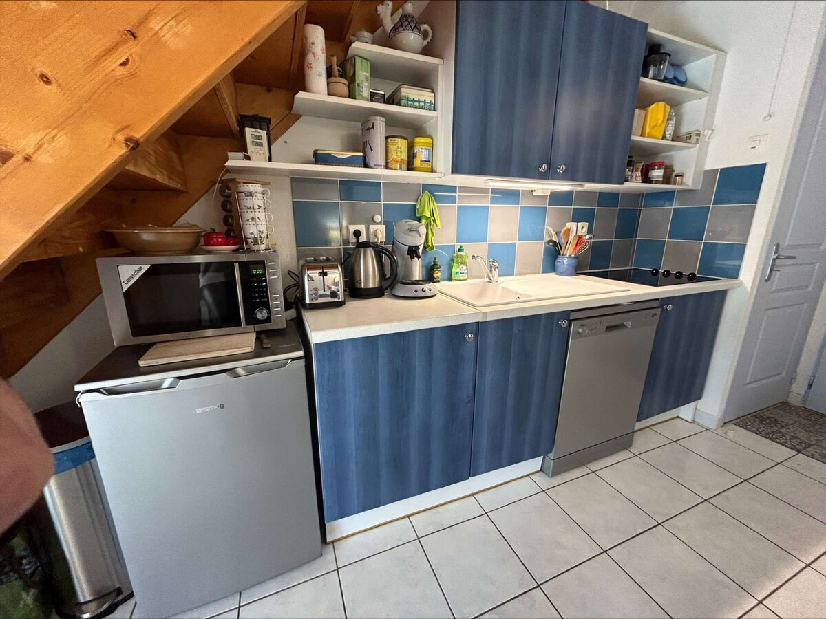 Maison 3 pièces avec mezzanine, piscine à 800m de la plage - Photo 3