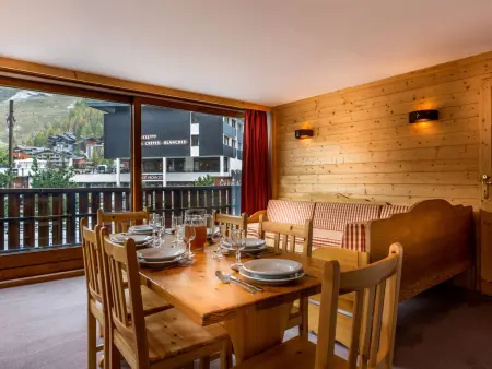 Location appartement à Val d'Isère, Appartement au centre, près des pistes, avec WIFI, jusquà 6 personnes