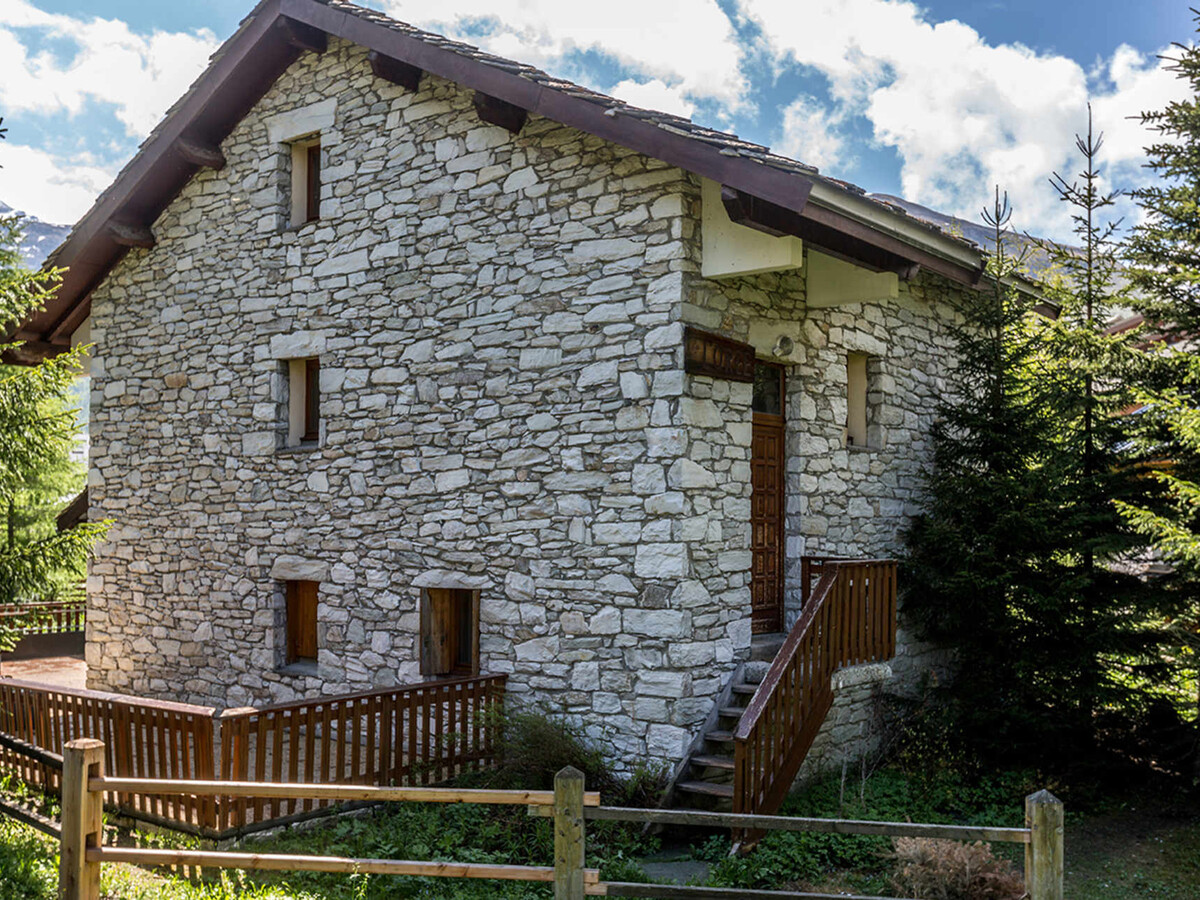 Appartement 8p sur 3 niveaux à Val-d'Isère, terrasse - Photo 17