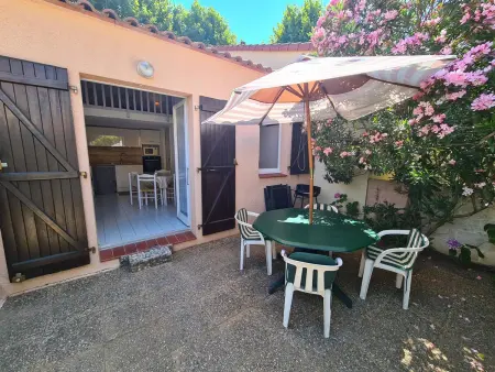 Location appartement à Argelès sur Mer, Pavillon Studio Mezzanine 4 Pers avec Piscine, Terrasse et Parking à Argelès-sur-Mer