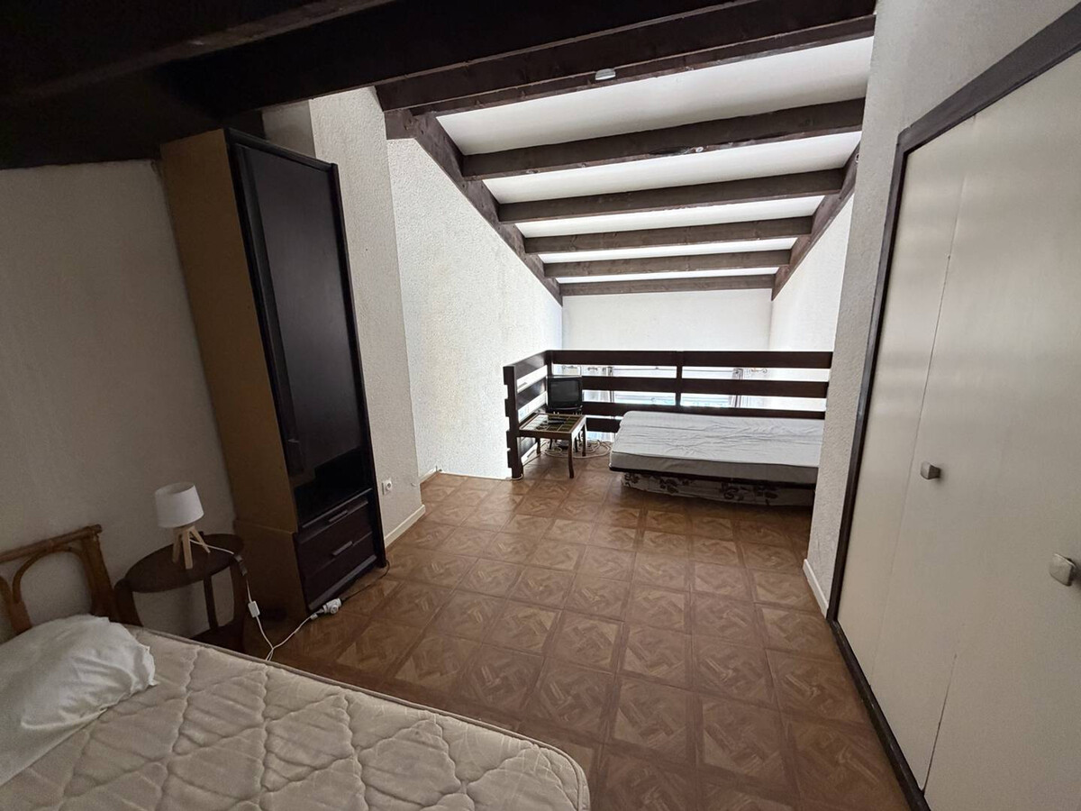 T2 mezzanine avec terrasse à 300m de la plage - Photo 14