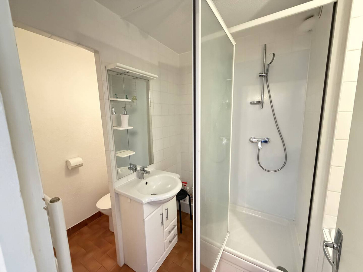 Appartement T3 climatisé 300 m plage, parking privé - Photo 5