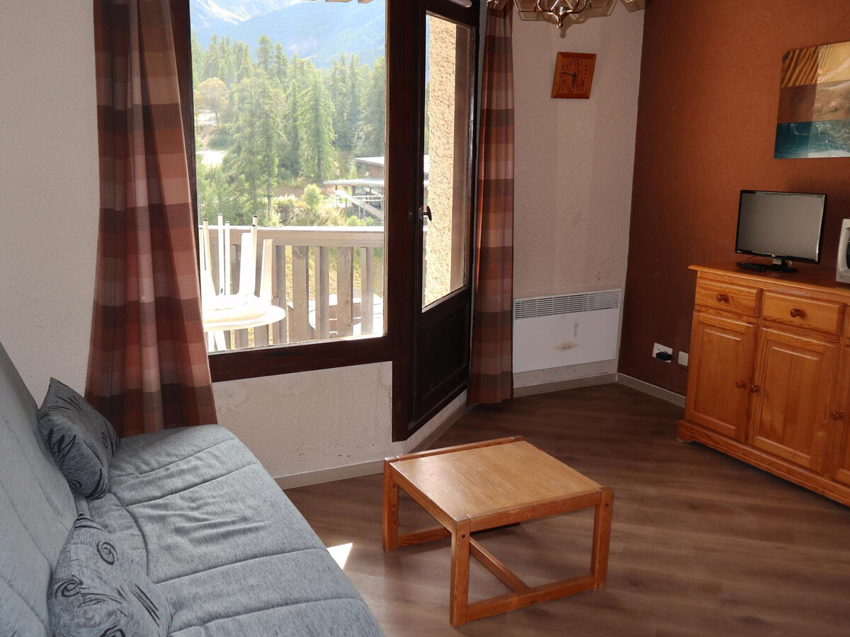 Studio skis aux pieds aux Orres, 4 pers, balcon vue place - Photo 1