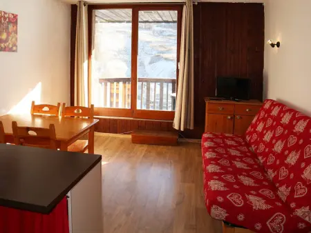 Studio 4 pers. aux Orres, skis aux pieds et animaux admis : photo 2