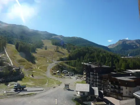 Studio 4 pers. aux Orres, skis aux pieds et animaux admis : photo 10