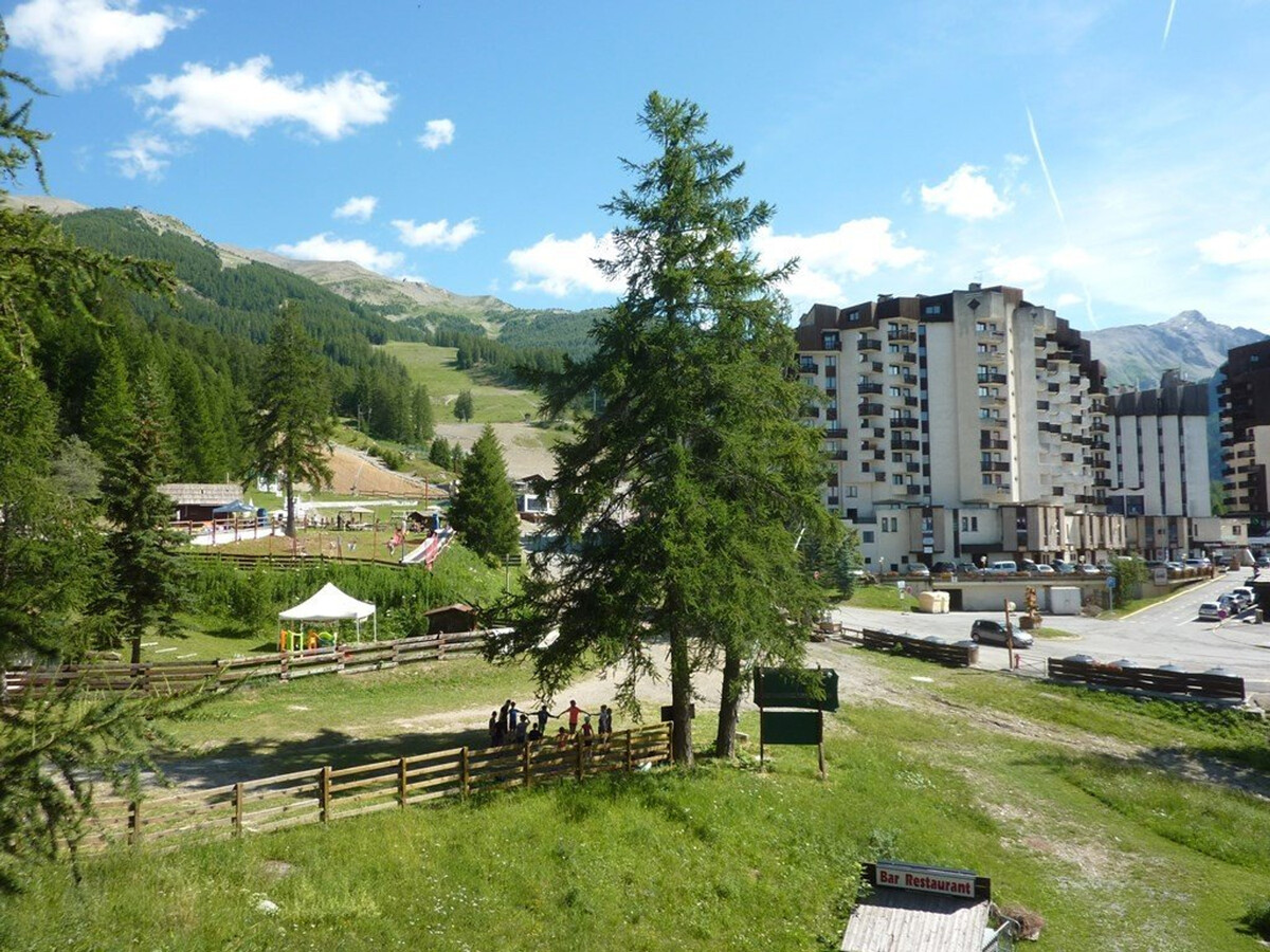 Grand 2P 6 pers aux Orres, accès direct pistes - Photo 9