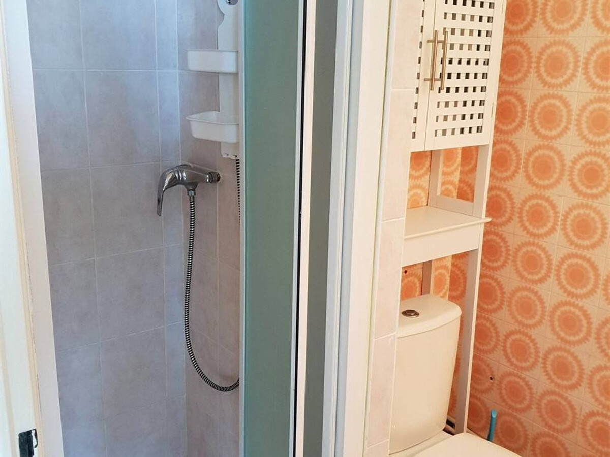 Studio avec loggia et parking à 300m de la mer - Photo 9