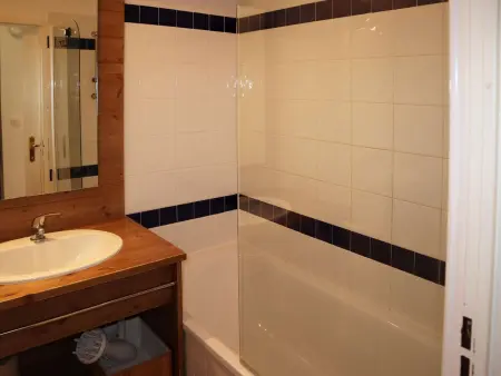 Appartement skis aux pieds avec piscine - Les Orres 1800 - Photo 8