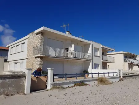 Location appartement à Palavas les Flots, Charmant T2 à Palavas - Accès Direct Plage, Parking