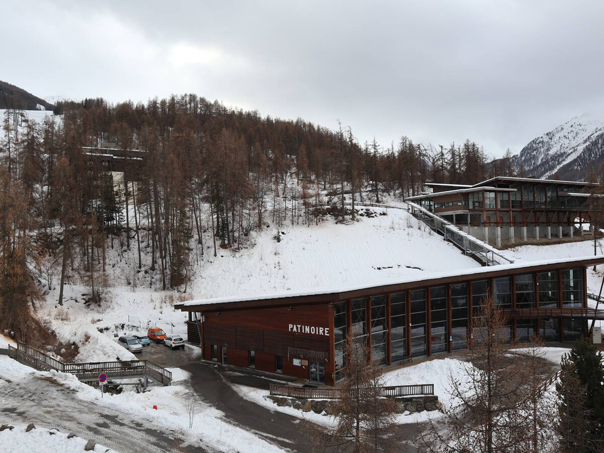 Studio 4 pers aux Orres, balcon sud-ouest vue vallée - Photo 8
