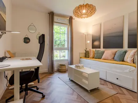 Appartement Nouvelle Vague à 220 m de la mer, Bénerville : photo 4
