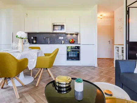 Appartement Nouvelle Vague à 220 m de la mer, Bénerville : photo 12