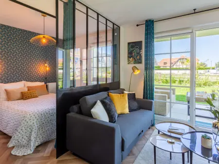 Appartement Nouvelle Vague à 220 m de la mer, Bénerville : photo 13