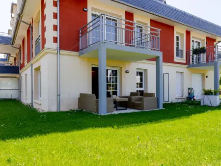 Appartement Nouvelle Vague à 220 m de la mer, Bénerville : photo 16
