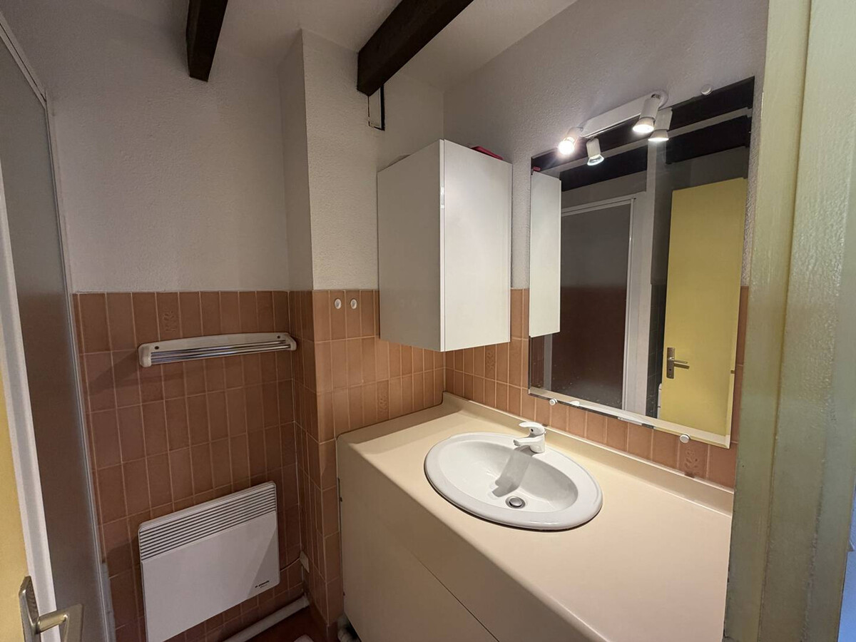T2 lumineux Argelès-sur-Mer, loggia sud, piscine et parking - Photo 10