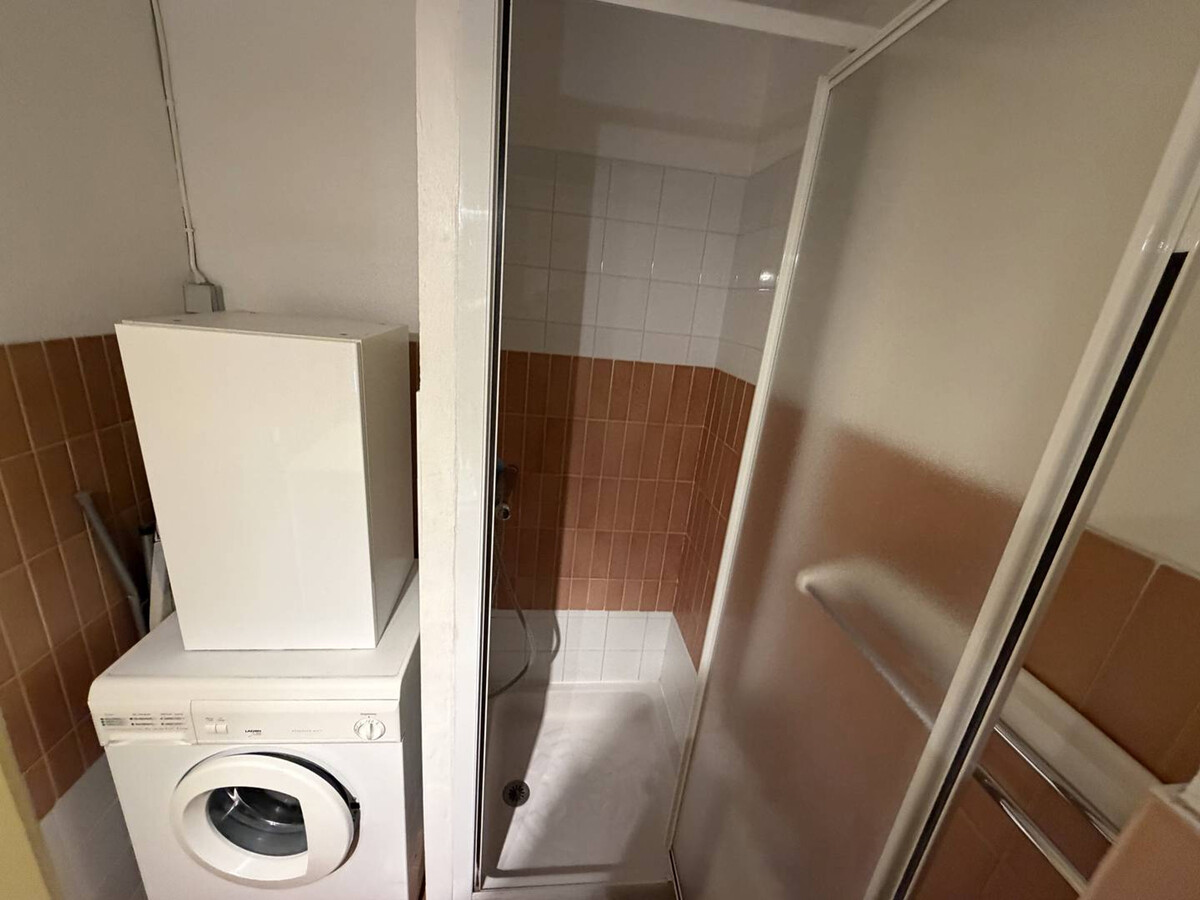 T2 lumineux Argelès-sur-Mer, loggia sud, piscine et parking - Photo 11