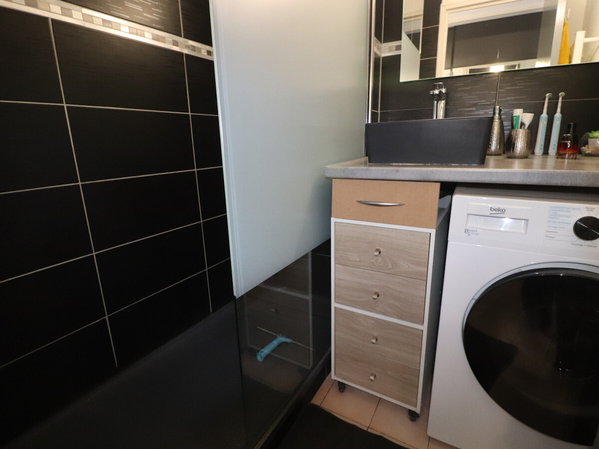 T2 climatisé terrasse mer et parking à Sète - Photo 10