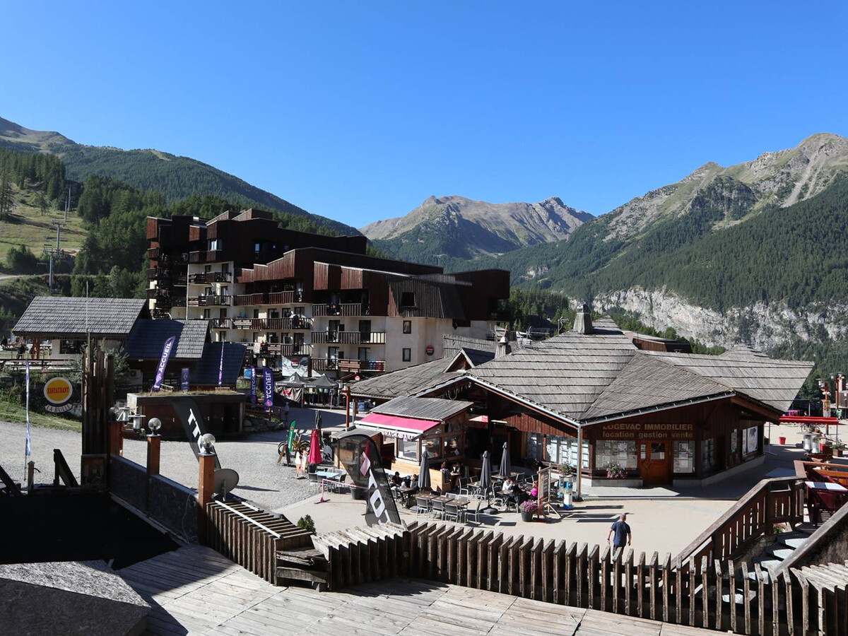 Studio 4 pers avec balcon vue pistes aux Orres 1650 - Photo 9