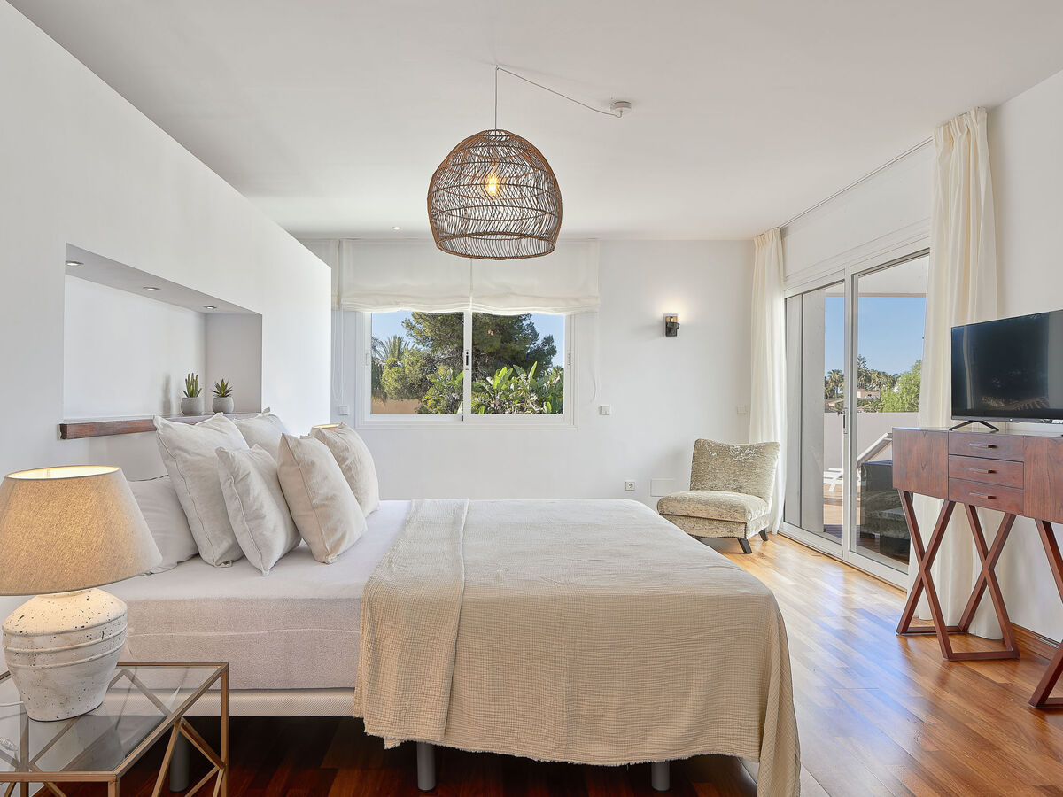Villa Marina Estepona : 6 chambres, piscine, 750 m mer - Photo 5