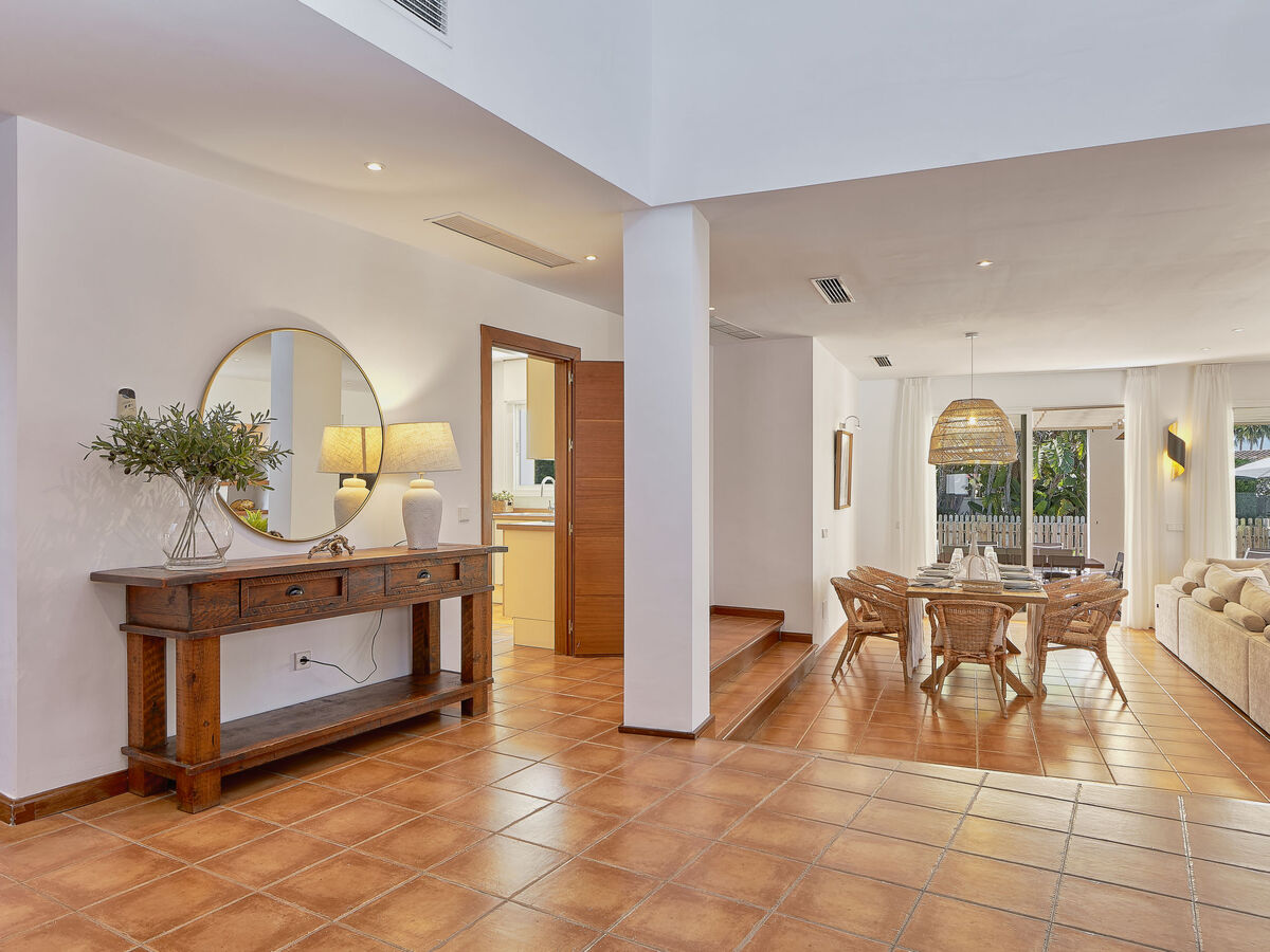 Villa Marina Estepona : 6 chambres, piscine, 750 m mer - Photo 9