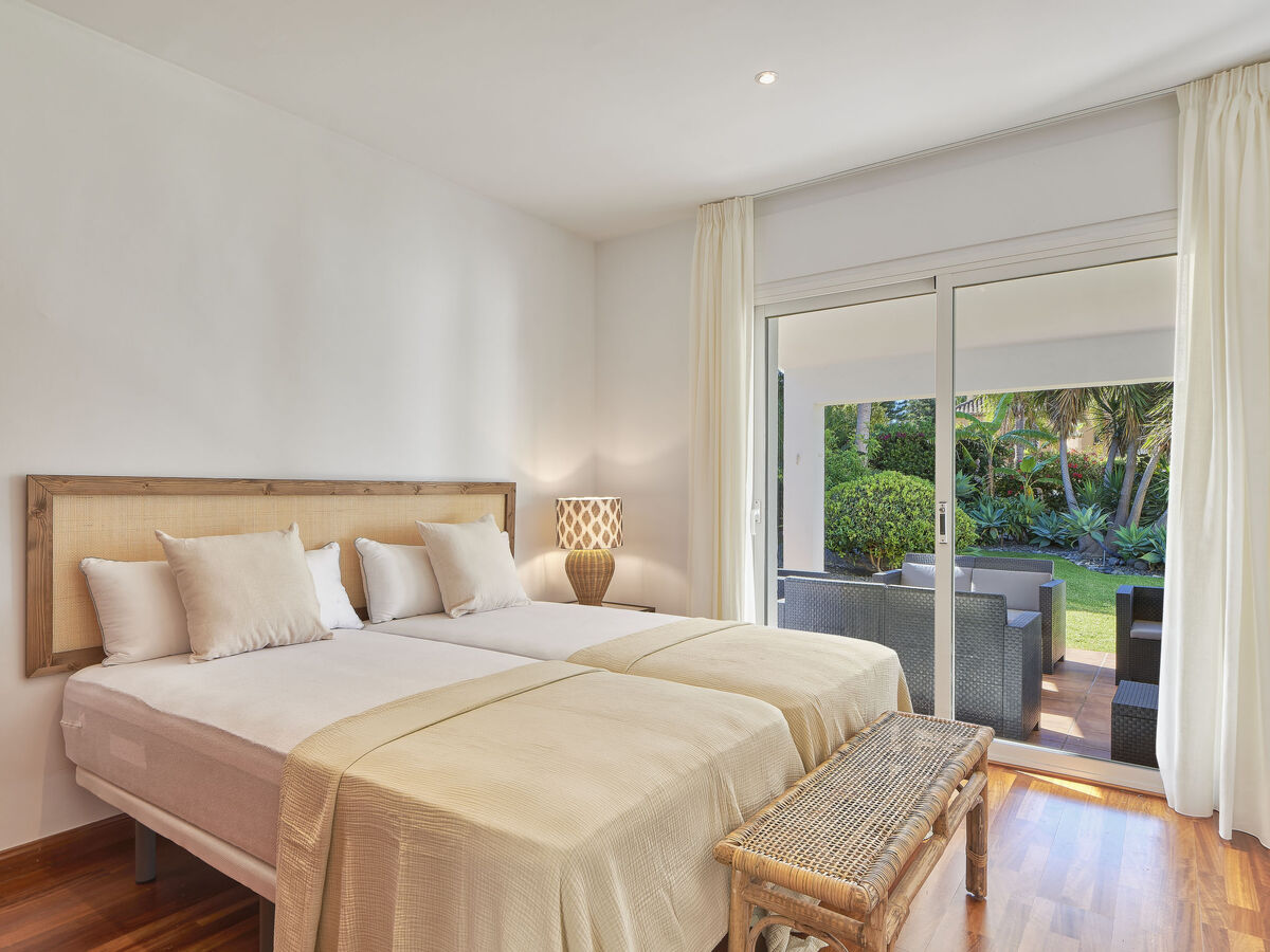 Villa Marina Estepona : 6 chambres, piscine, 750 m mer - Photo 23