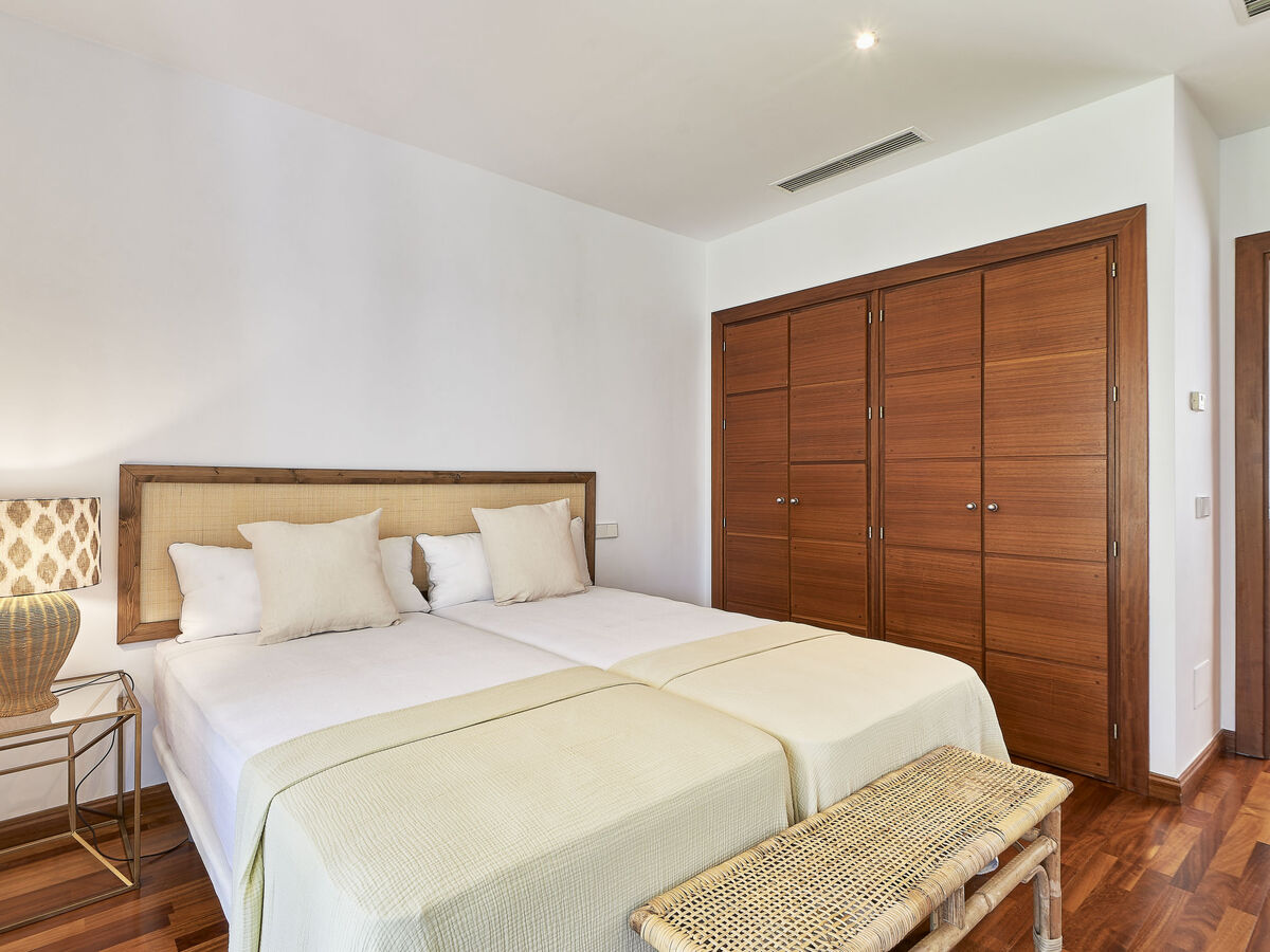 Villa Marina Estepona : 6 chambres, piscine, 750 m mer - Photo 25