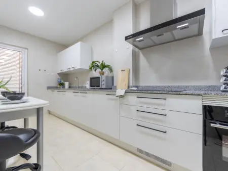 Dumitru – Appartement 2 ch. à 300 m de la plage : photo 3
