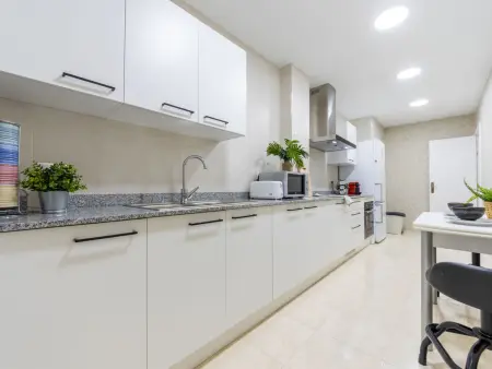 Dumitru – Appartement 2 ch. à 300 m de la plage : photo 8