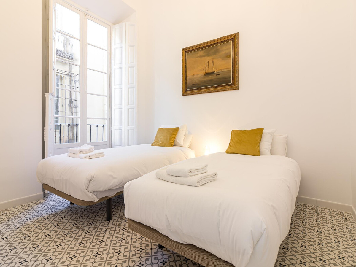 Appart 4 chambres centre Málaga, vue château mauresque - Photo 22