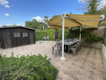 Maison rénovée 5 pièces, jardin clos à 2 pas de l'océan : photo 9
