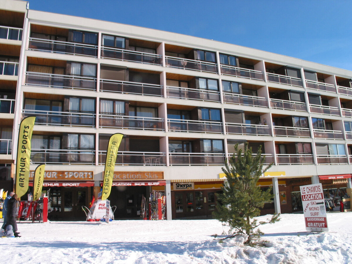Appartement rénové 5 pers. avec balcon sud, centre station - Photo 15