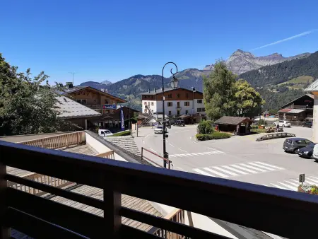 Appartement 2 chambres avec balcon et piscine chauffée : photo 9