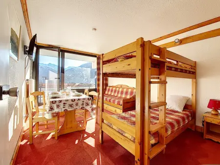 Studio lumineux avec balcon sud au pied des pistes, Les Menuires : photo 3