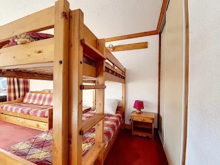 Studio lumineux avec balcon sud au pied des pistes, Les Menuires : photo 8